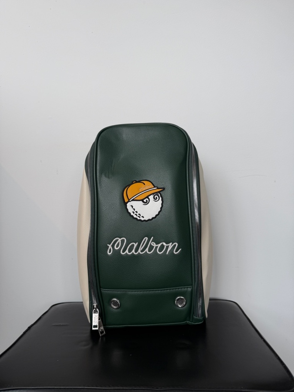 Malbon Golf Shoe Bag | PU Leather | Large Capacity Breathable Shoe Case - Picture 7 of 7